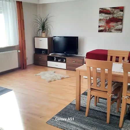 דירה Haus Broni *